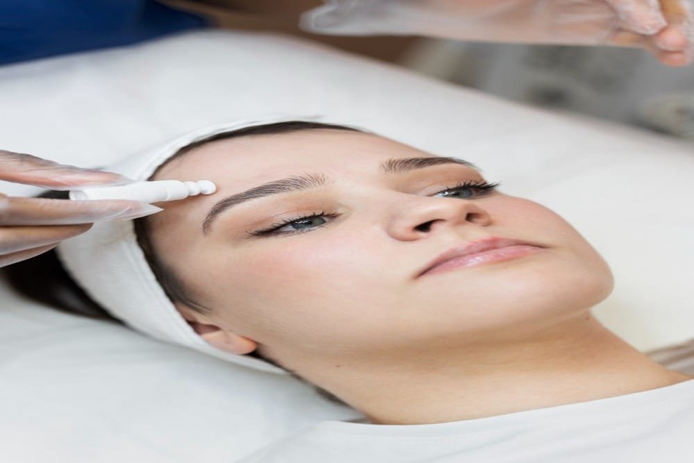 You are currently viewing The ABCs of Microneedling: Dr. Neha Khuraana’s Guide to Flawless Skin